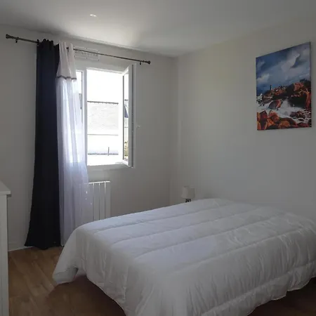 Comfortable Bungalow, Pink Granite Coast, Cleaning Included Pleumeur-Bodou
